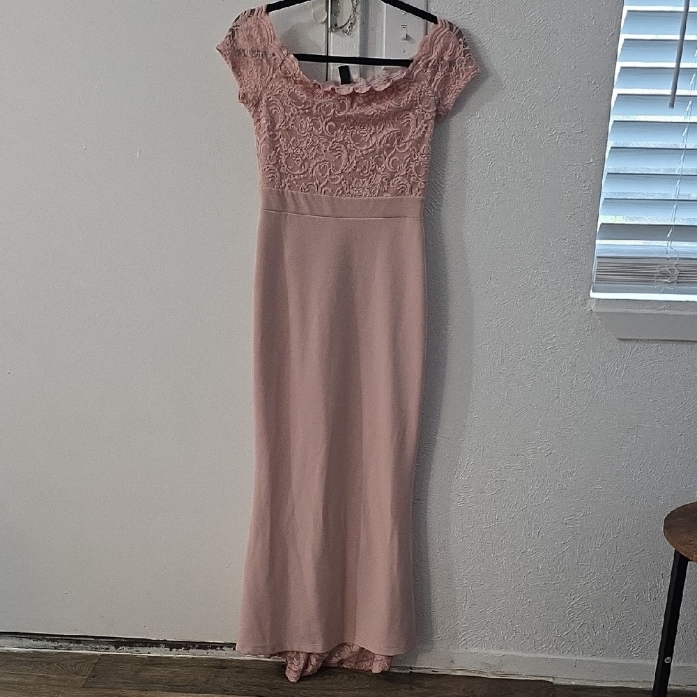 Windsor Pink Scoop Neck Gown with Cap Sleeves